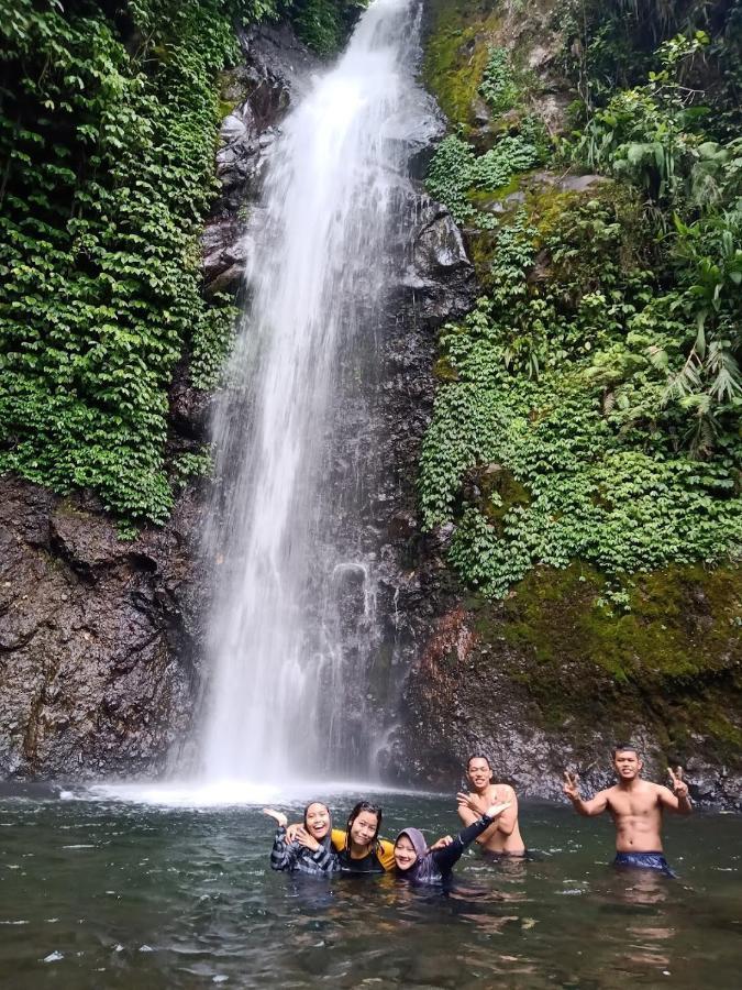 Willa Welirang Forest Pacet Mojokerto Zewnętrze zdjęcie